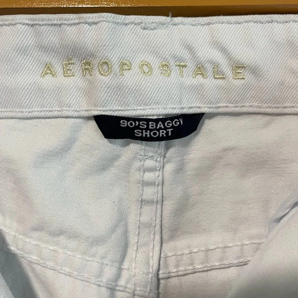 Aeropostale 90’s Baggy Short Distressed White Denim Shorts Size 8 - Picture 10 of 11
